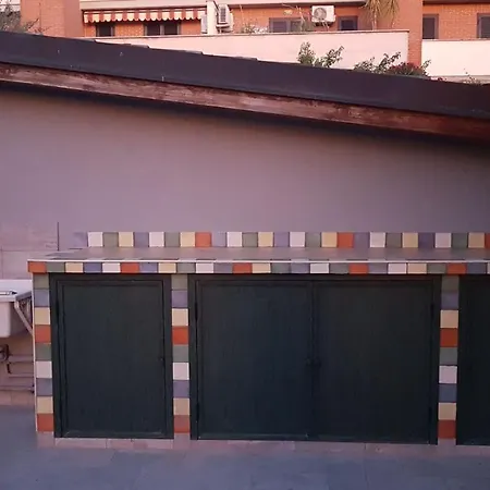 Quarto em Acomodações Particulares La Casa Degli Artisti Roma