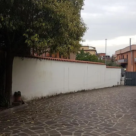 Quarto em Acomodações Particulares La Casa Degli Artisti Roma