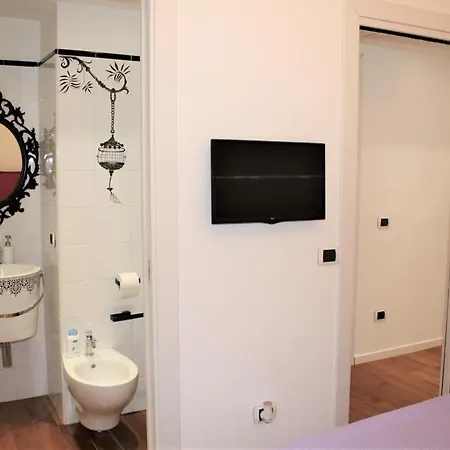 Domus Caecilia - Via Cola Di Rienzo * Roma