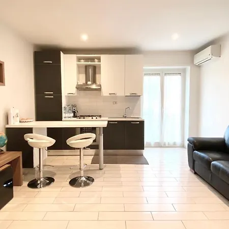 Homestay Gordiani House Internal Parking Rome