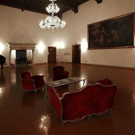 Columbus 4*