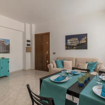 Apartment San Giovanni With Balcony