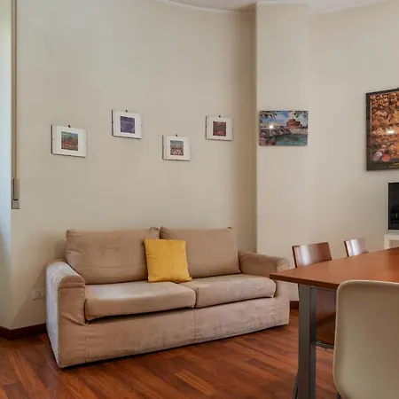 Piazza Re Di Apartment Rome