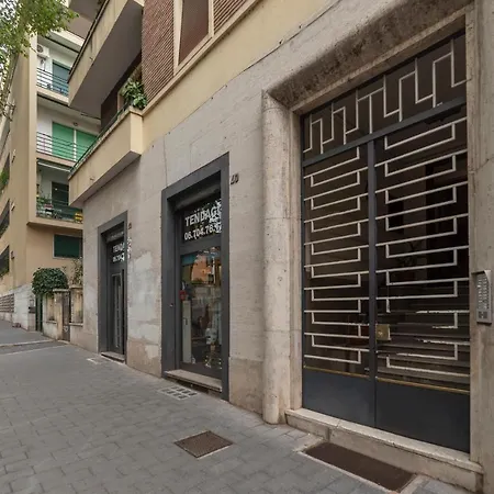 Apartment Piazza Re Di Rome