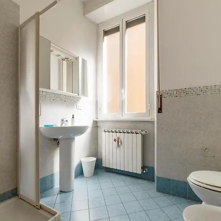 Apartment Piazza Re Di *