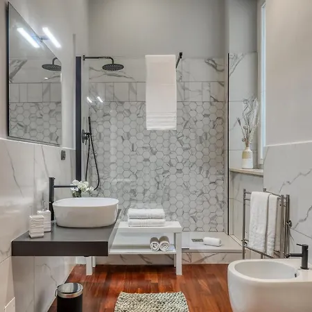 Atrhome Frattina Luxury Apartment Rome