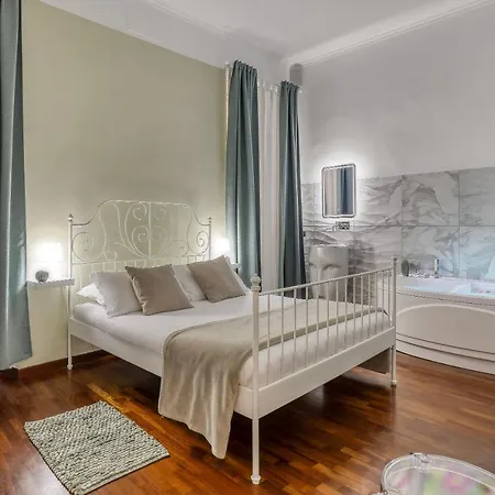 Atrhome Frattina Luxury Rome