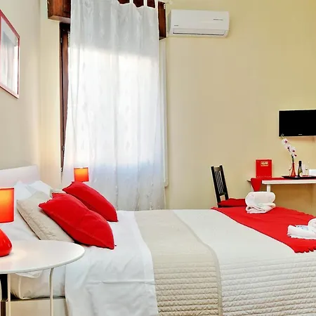 Piazza San Giovanni 3* Řím
