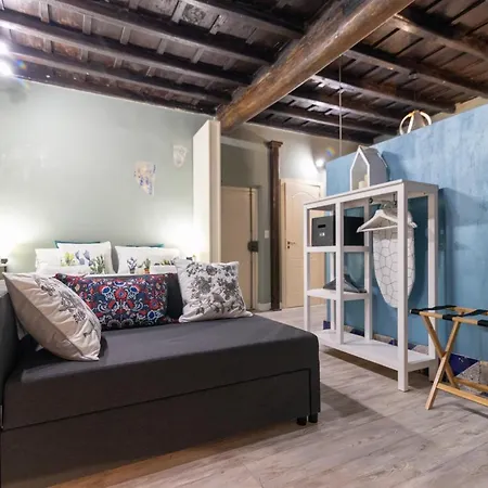 Apartment Romeathome Deluxe Campo Dei Fiori Rome