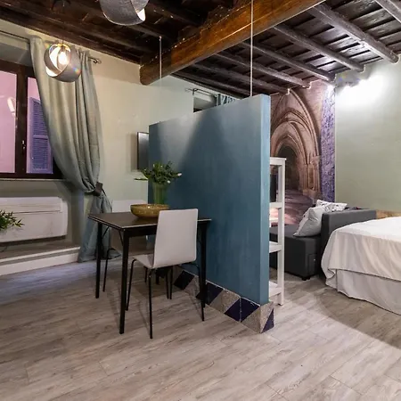 Romeathome Deluxe Campo Dei Fiori Apartment Rome