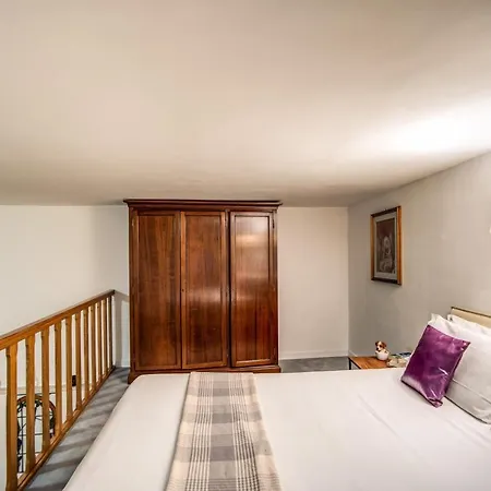 Apartment Le Di Andrea - Nel Cuore Di Trastevere Rome
