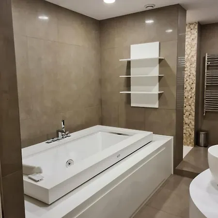 Incantevole Con Jacuzzi Apartment Rome