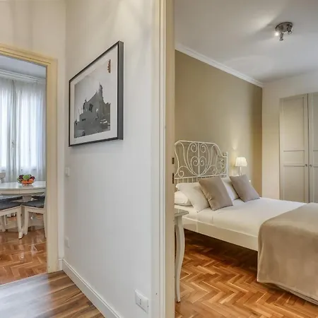 Apartment Atrhome Penthouse Frattina