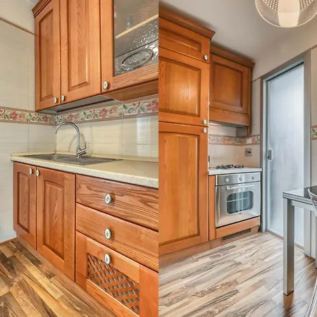 Apartment Atrhome Penthouse Frattina Rome