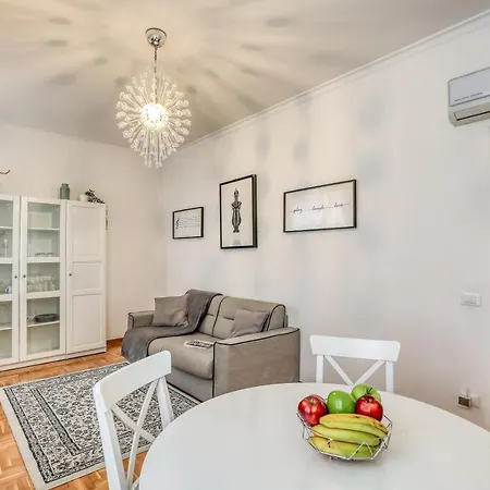 Atrhome Penthouse Frattina