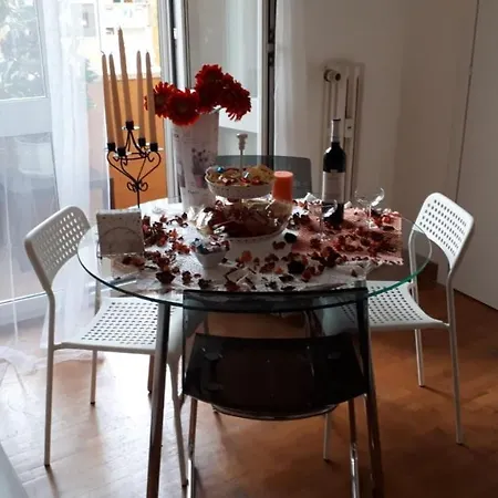 Domi Marconi 28 * Rome