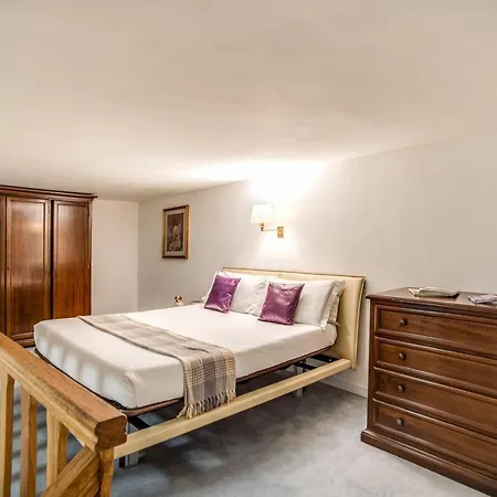 Apartment Le Di Andrea - Nel Cuore Di Trastevere Rome