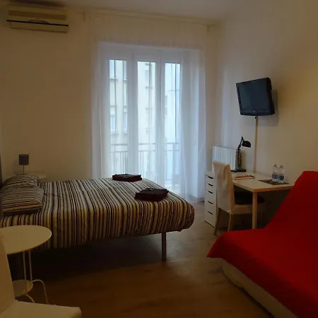 Sant'agnese Guest house *