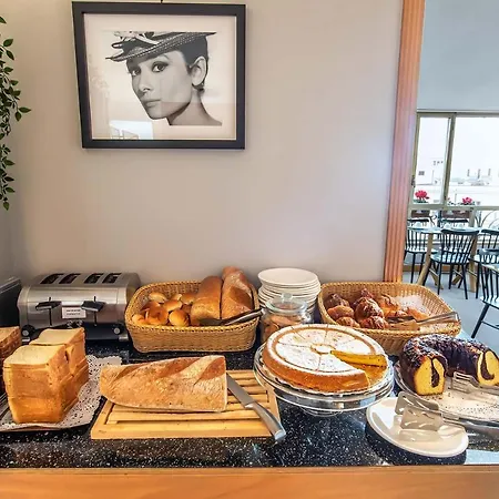 Tritone Hotel