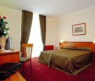Romoli Hotel Řím