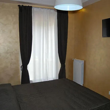 ゲストハウス My Piazza Di Spagna 4*