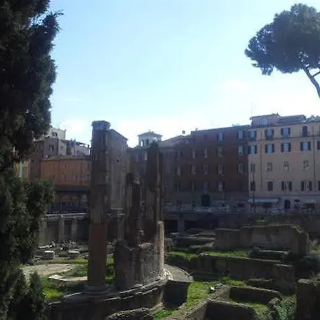 Residenza Gens Julia Roma