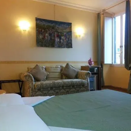 Residenza Gens Julia 2*