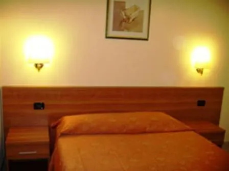 Privato Simone * Rome