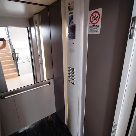 Apartment Vicino Metro C - Mirti *