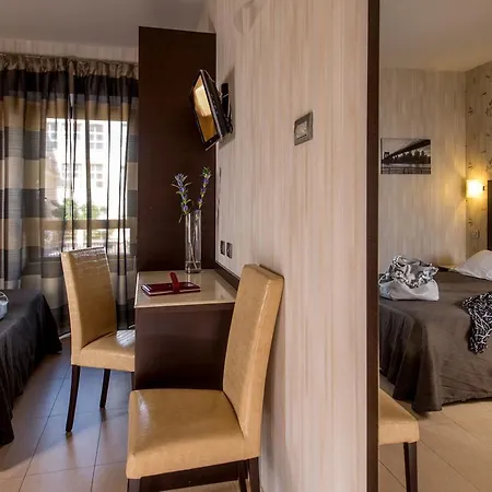 Hotel Dei Mille 3*