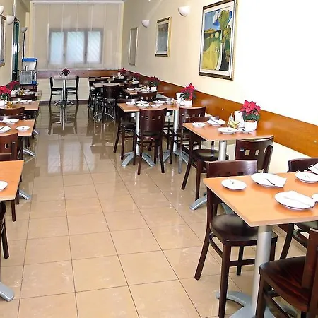 Monteverde E Austria 3* Rome