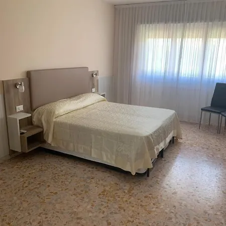 Domus Della Radio 2* Roma