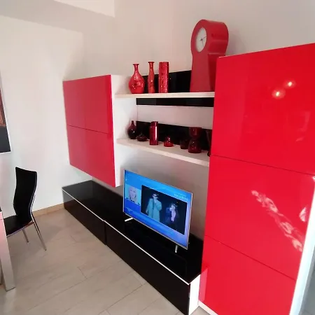 Vicino Metro C - Mirti Apartment