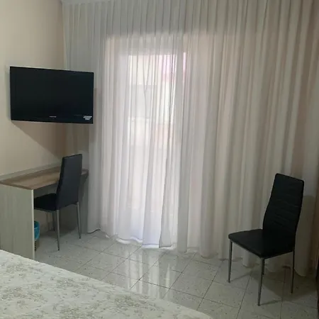 Bed and breakfast Domus Della Radio 2*