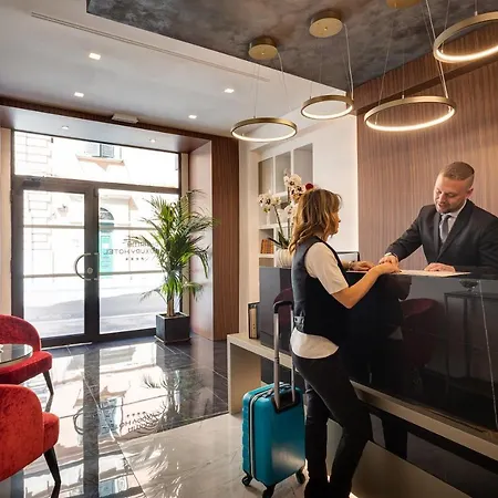 Dharma Luxury Hotel Řím