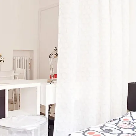 Guest house Kamchu Apartments: Ada Rome