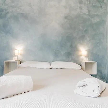 House Piramide Guest house Rome