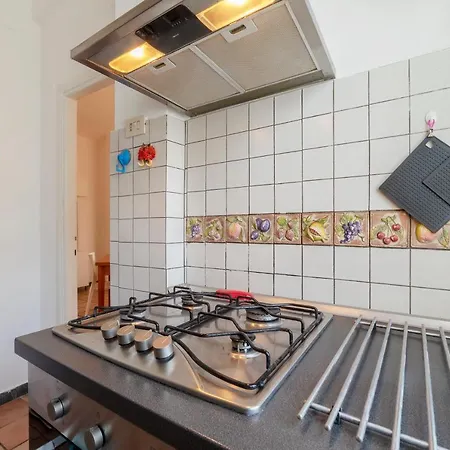 Apartment San Giovanni In Laterano Cozy And Quiet Flat