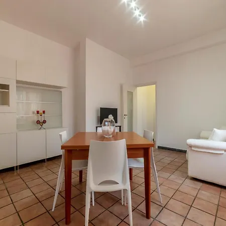 Apartment San Giovanni In Laterano Cozy And Quiet Flat