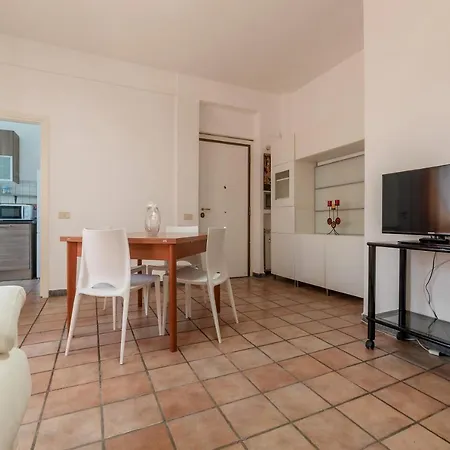 San Giovanni In Laterano Cozy And Quiet Flat