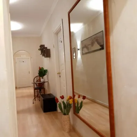 La Casa Dell'arte Guest house 2*