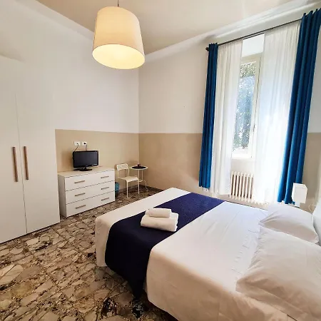 Sweet Life Guesthouse Guest house Rome
