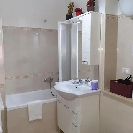 Unique 3* Roma