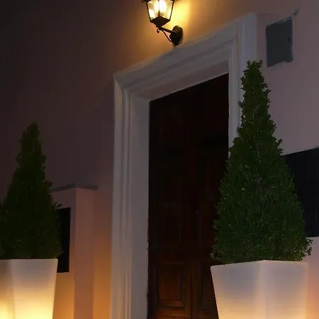 Delle Corse Rome