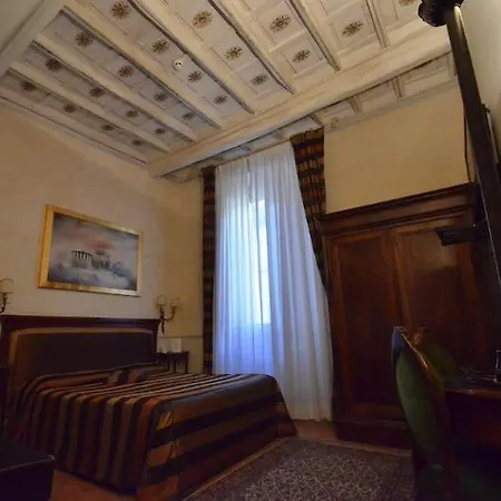 Residenza Sciarra Bed & Breakfast 3*