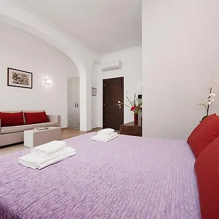 Le Terrazze Di San Giovanni 2* Roma