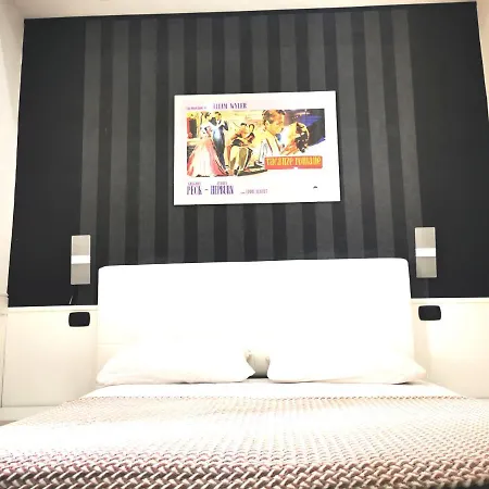 Bed & Breakfast Cinema House 2
