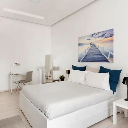 Maison Piazza Cavour 2*