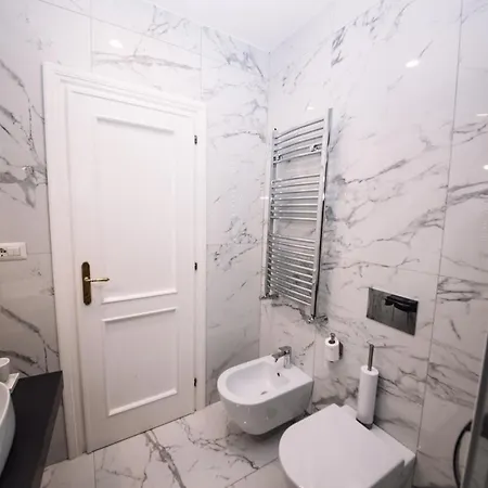 Fellini Design Suites Romе