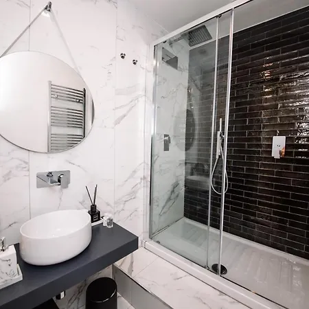 Vendégház Fellini Design Suites Romе